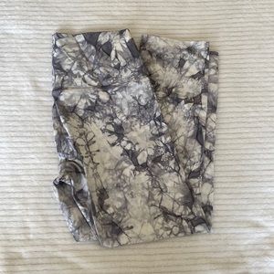 Lululemon Wunder Under Like New